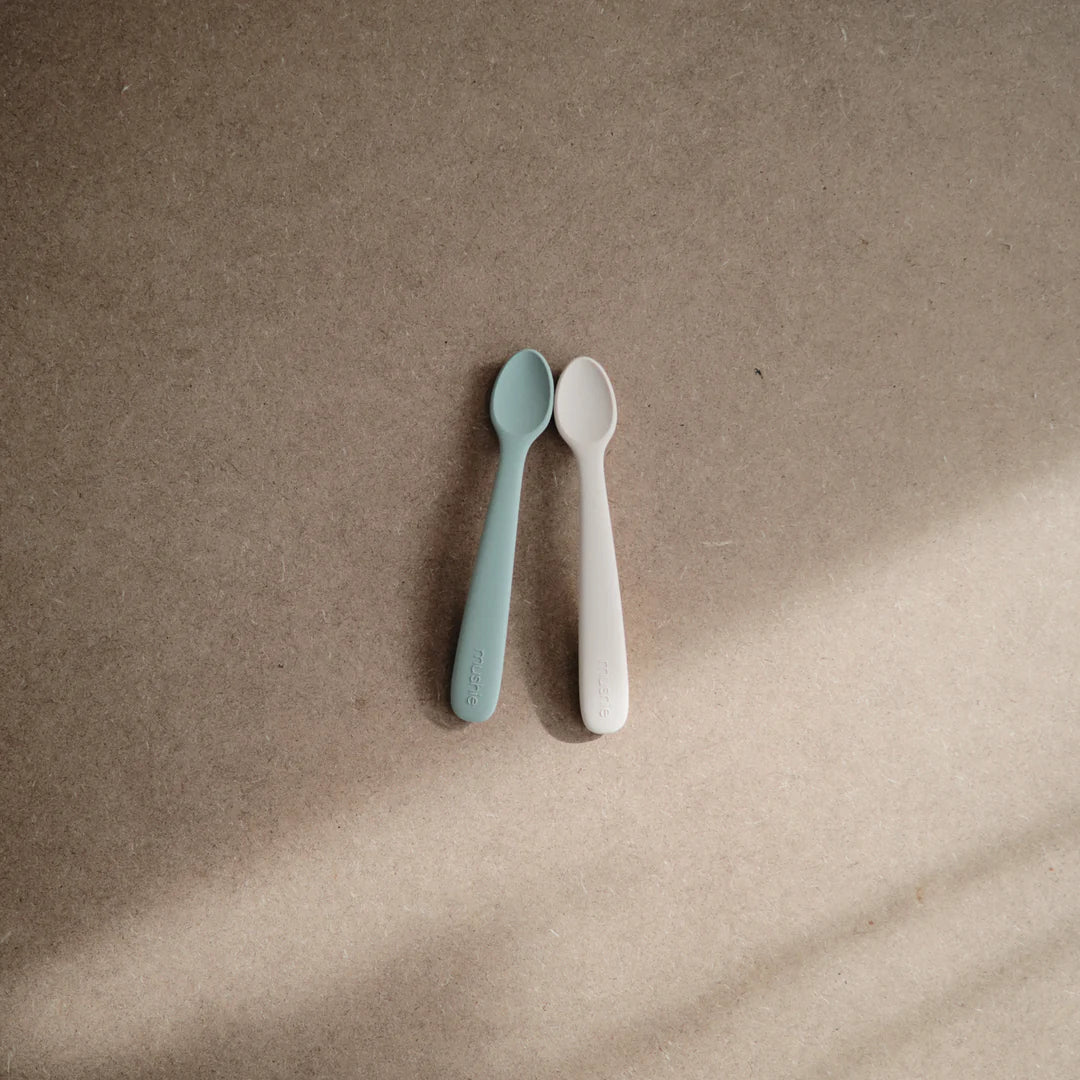 Silicone Spoon (Cambridge Blue/Shifting Sand)