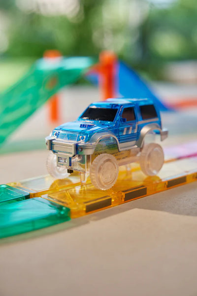 Cleverclixx- Race Track Car Blue