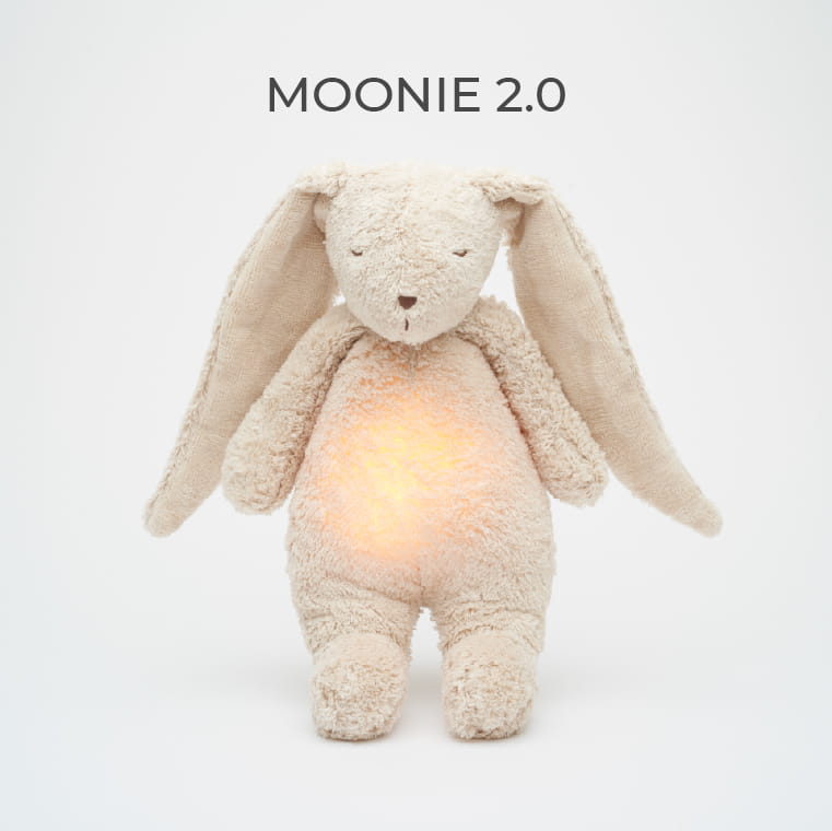 MOONIE 2.0 SAND - ORGANIC HUMMING BUNNY WITH A LAMP