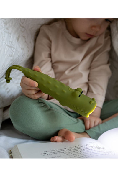Rabbit & Friends-Crocodile Silicone Flashlight      GREEN       USB type C