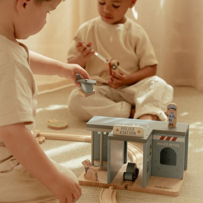 Little Dutch Polizeistation – Holz