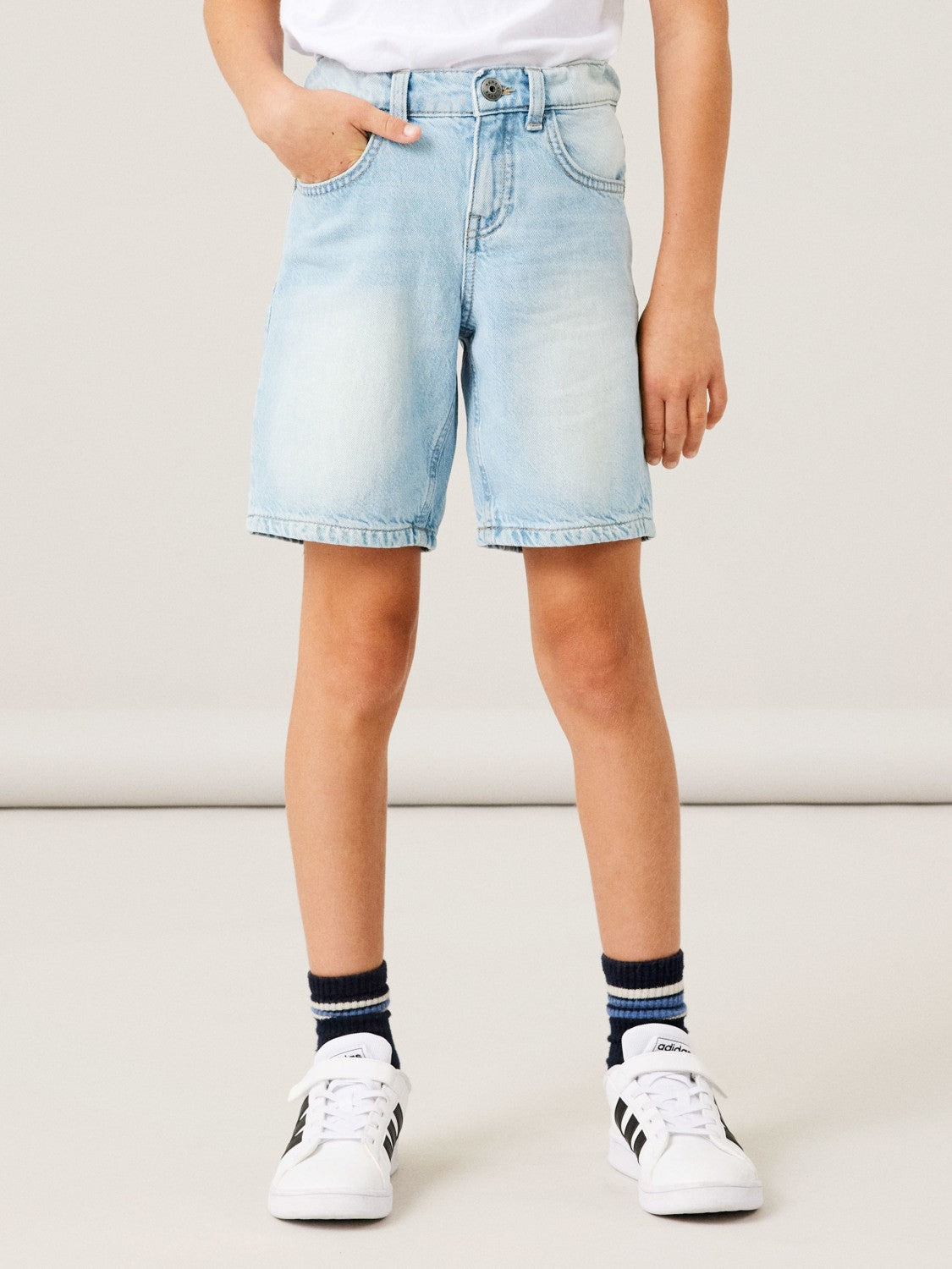 name it - NKMBEN LOOSE ST DNM LSHORTS 7383-OY NOOS - Light Blue Denim