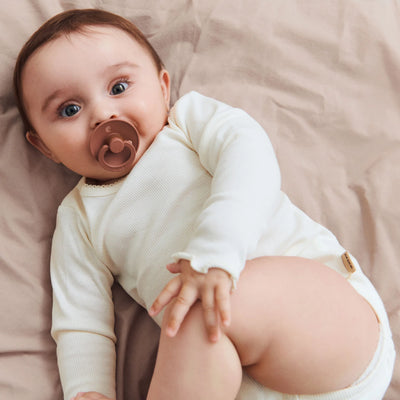 Wheat- Ripp-Body mit langen Ärmeln, Regitze